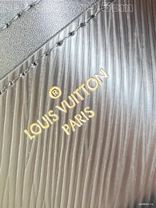 WIS VUITTON MM LOUIS TWIST 0606